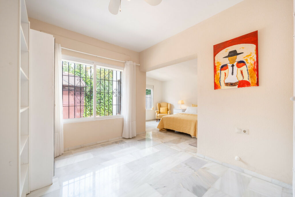 Detached Villa El Rosario Málaga - image 18