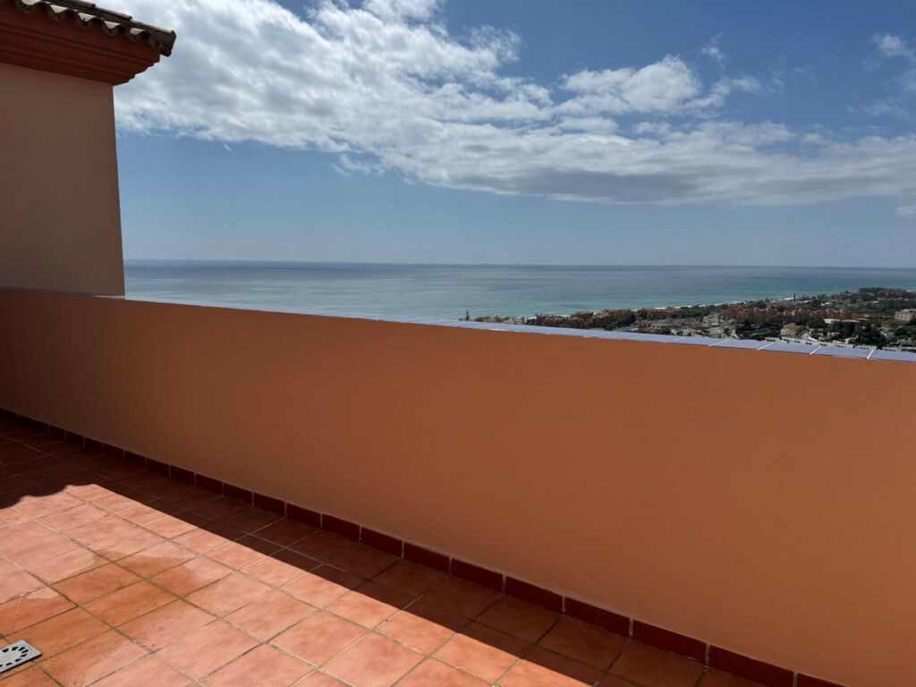 Penthouse Duplex Manilva Málaga - image 18