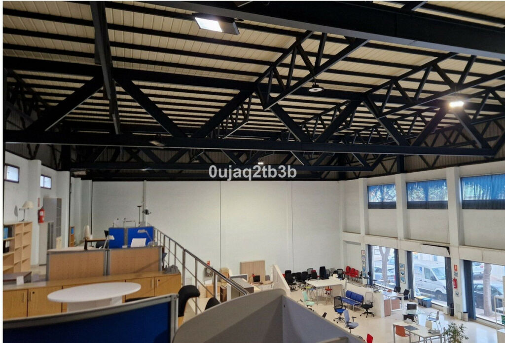 Warehouse Marbella Málaga - image 18