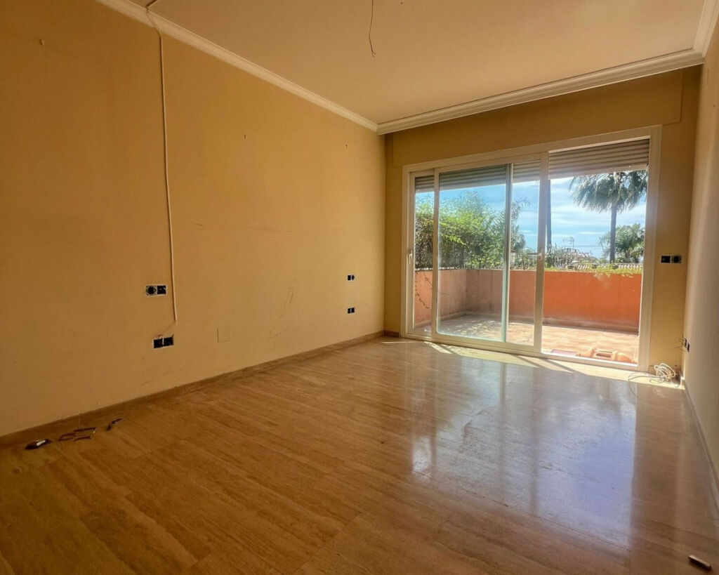 Penthouse Puerto Banús Málaga - image 18