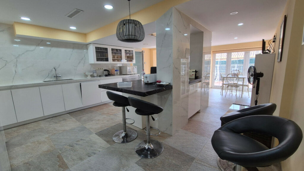 Detached Villa Orihuela Alicante - image 19