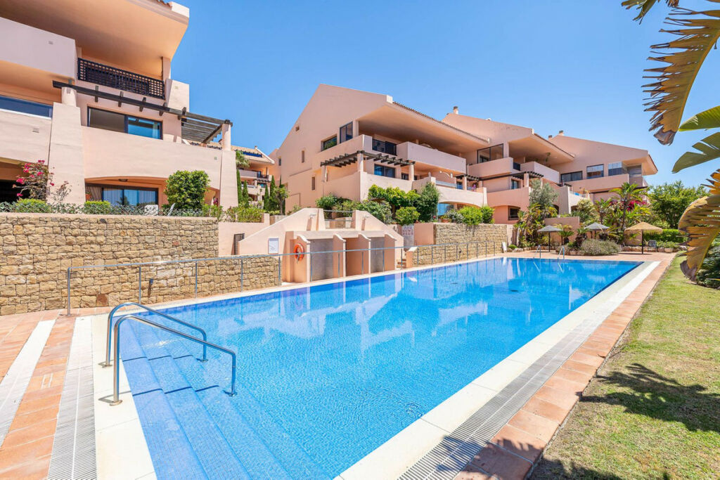 Ground Floor Apartment Calahonda Málaga - image 19