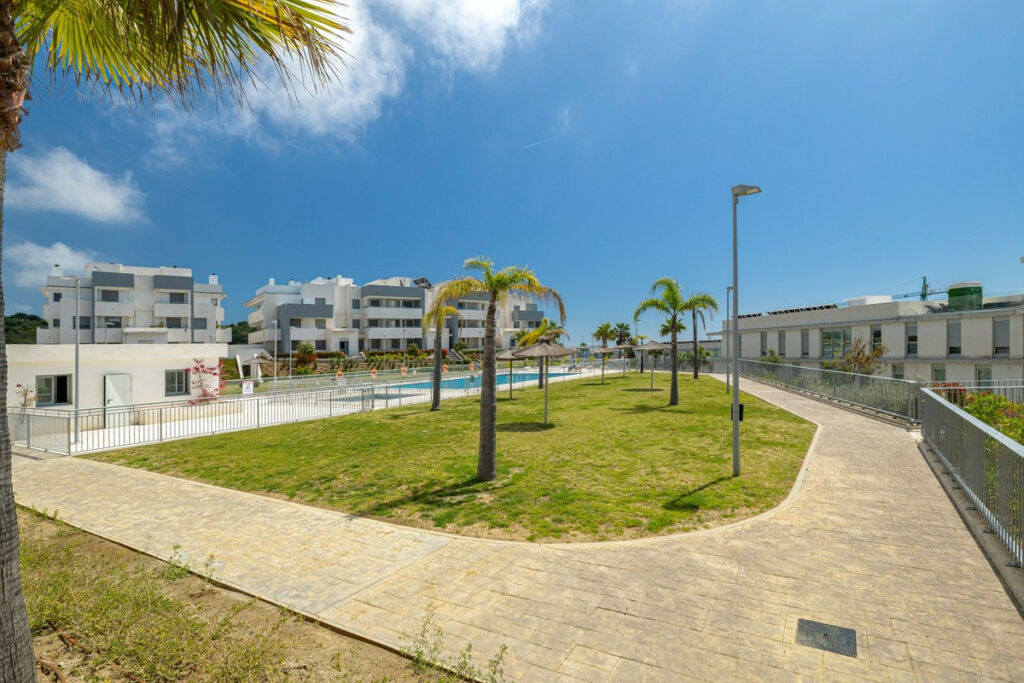 Ground Floor Apartment Estepona Málaga - image 19
