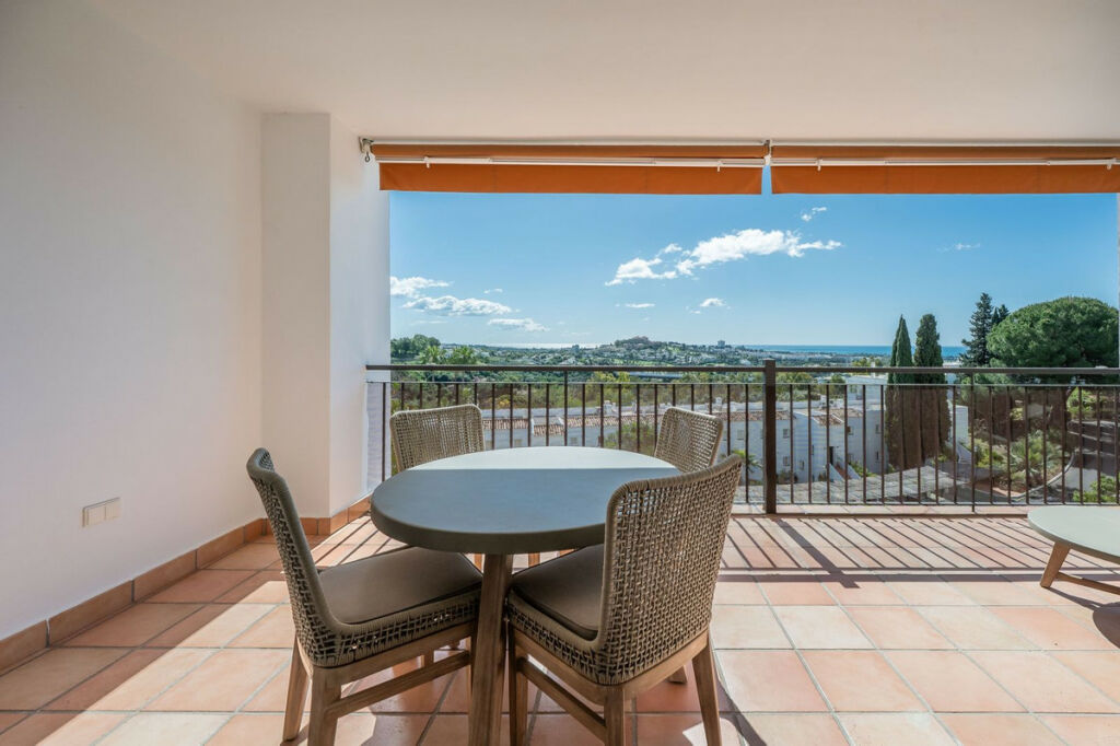 Middle Floor Apartment La Quinta Málaga - image 19