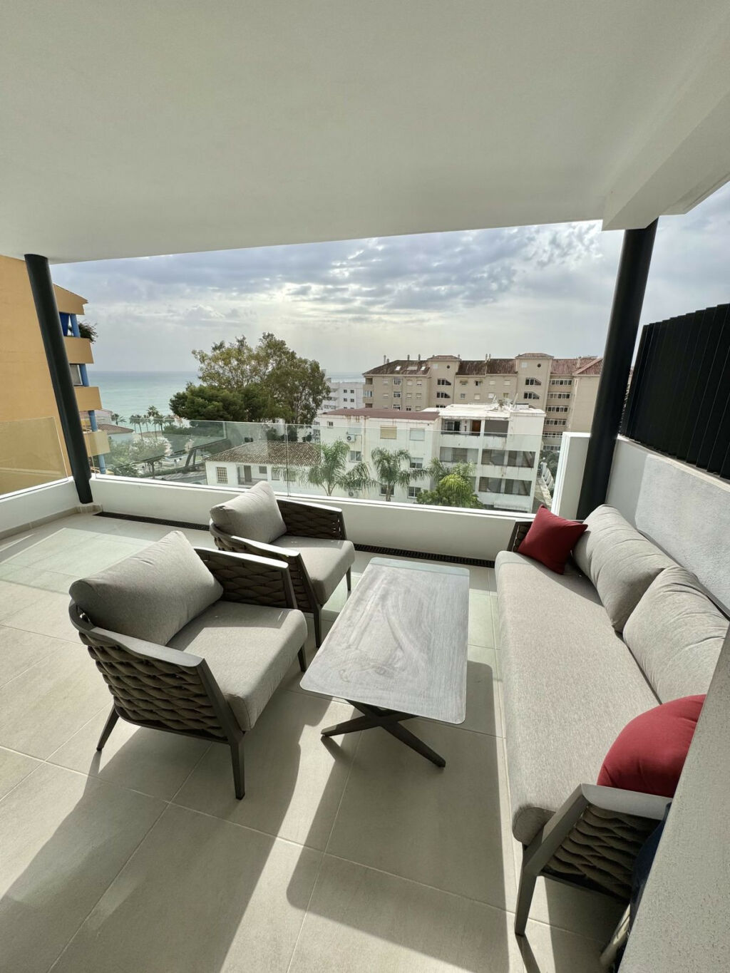 Middle Floor Apartment Benalmadena Málaga - image 19