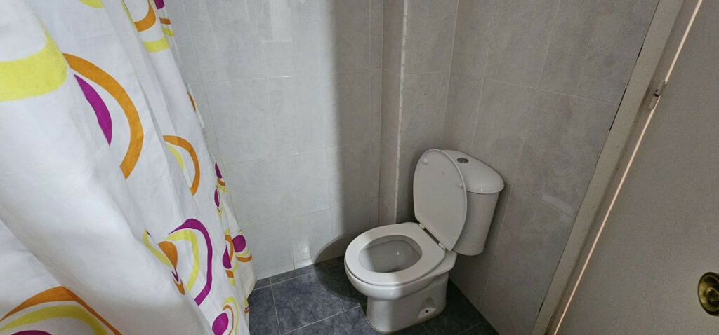 Middle Floor Apartment Benalmadena Málaga - image 16