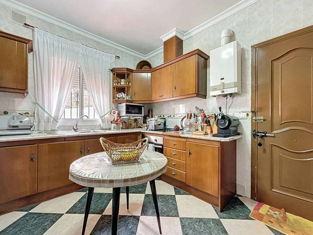 Detached Villa La Viñuela Málaga - image 19