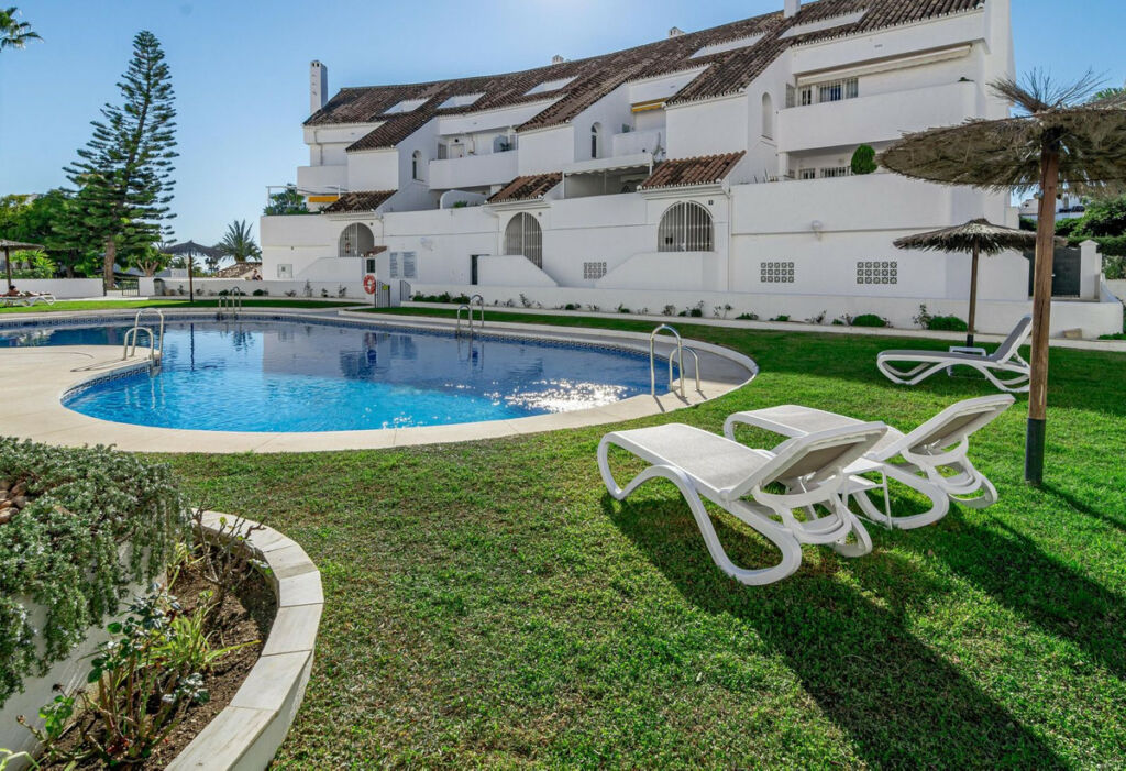 Penthouse Duplex Nueva Andalucía Málaga - image 21
