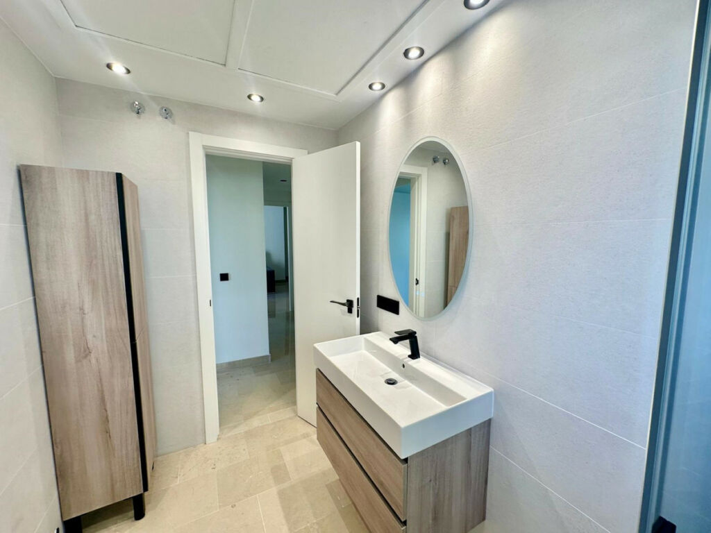 Middle Floor Apartment San Pedro de Alcántara Málaga - image 17