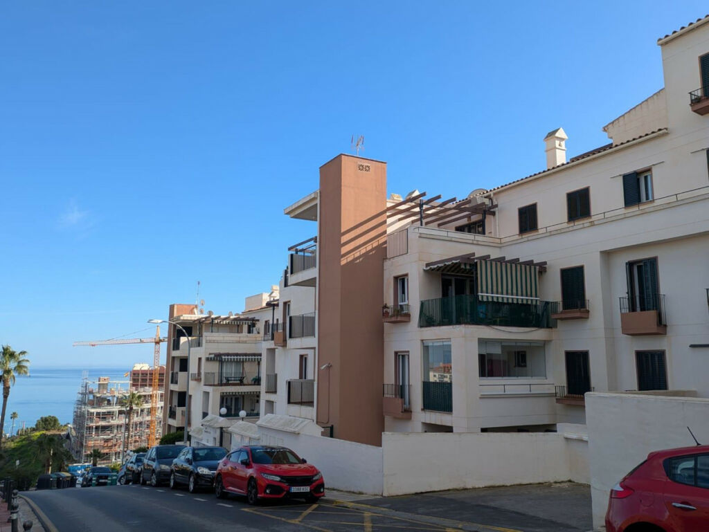 Middle Floor Apartment Torrequebrada Málaga - image 20