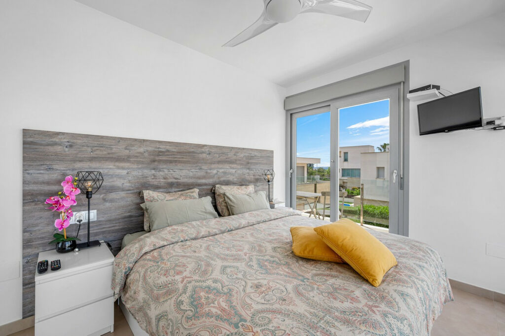 Detached Villa Vista Bella Golf Alicante - image 19