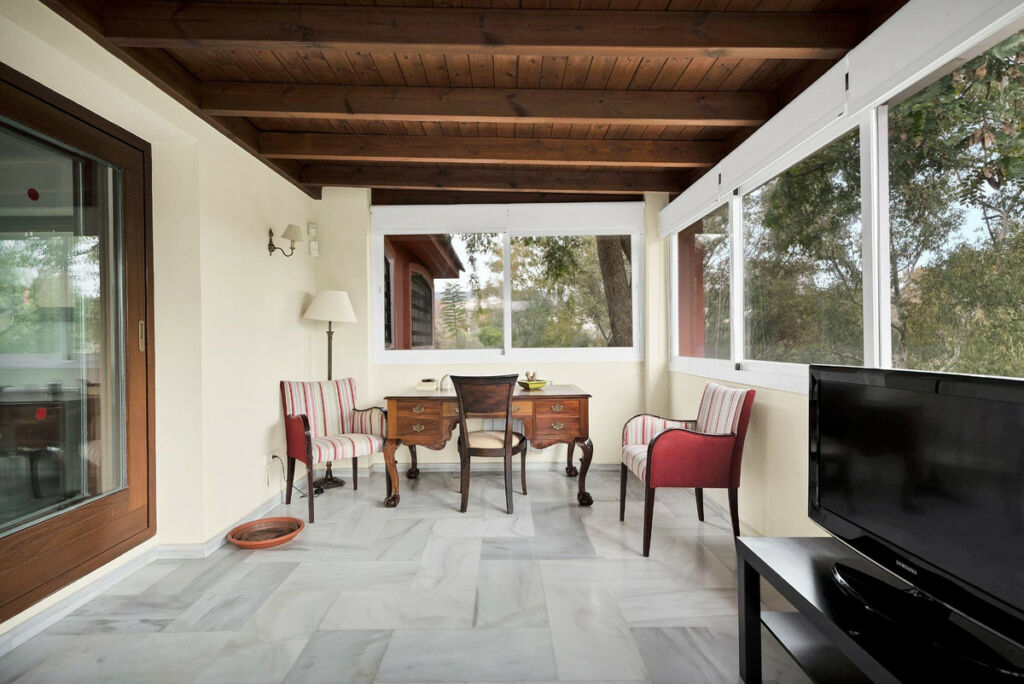 Detached Villa Elviria Málaga - image 19