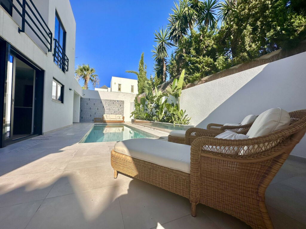 Detached Villa Puerto Banús Málaga - image 19