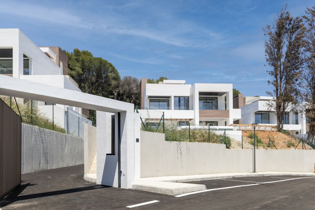 Detached Villa Marbella Málaga - image 19