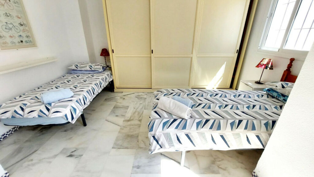 Townhouse Fuengirola Málaga - image 19
