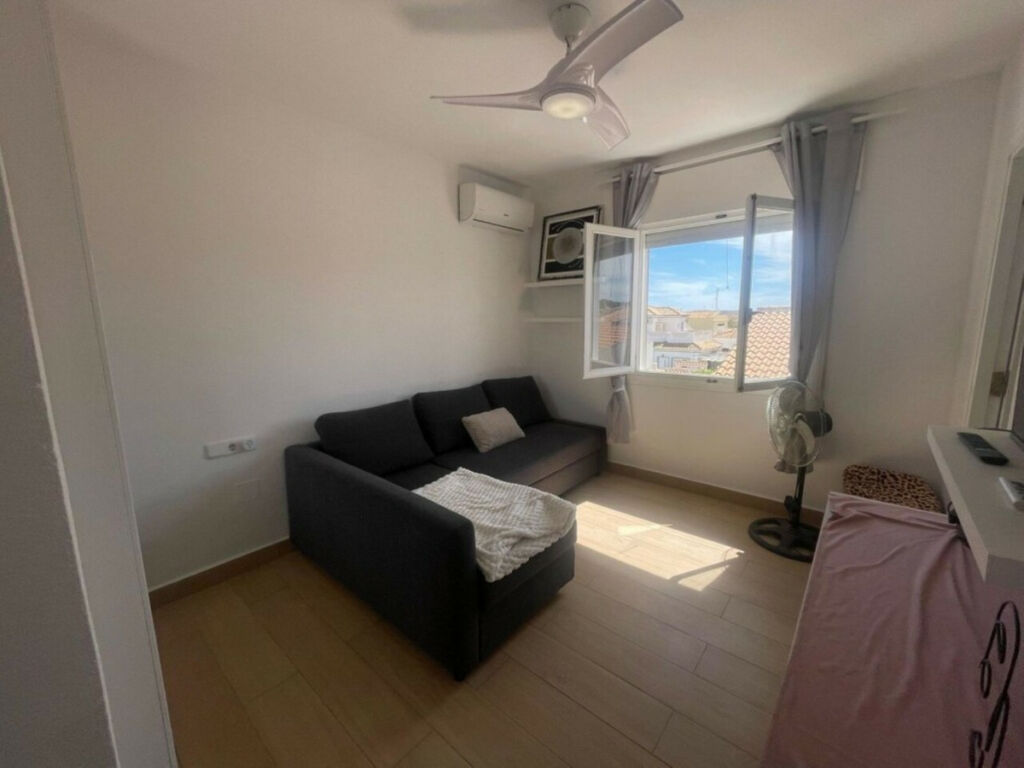 Detached Villa Playa Flamenca Alicante - image 19