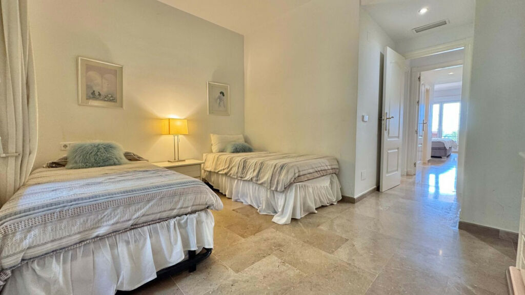Ground Floor Apartment Nueva Andalucía Málaga - image 19