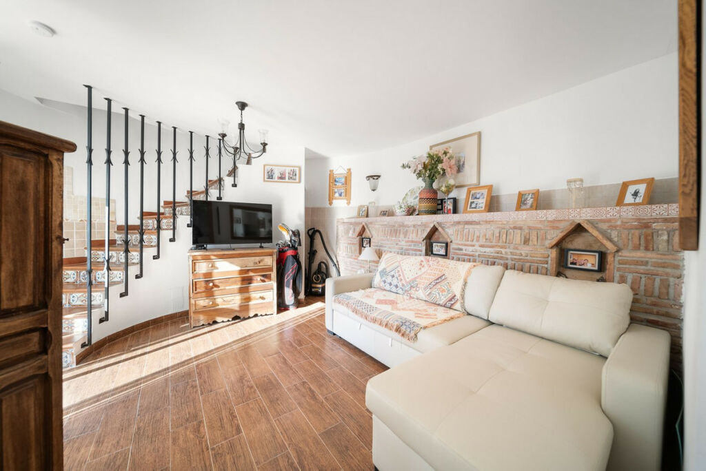 Detached Villa Benalmadena Málaga - image 19