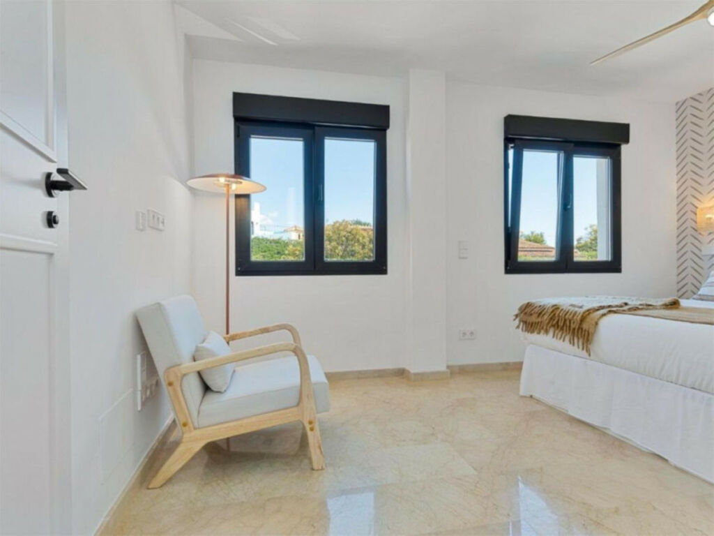 Semi-Detached House San Pedro de Alcántara Málaga - image 19