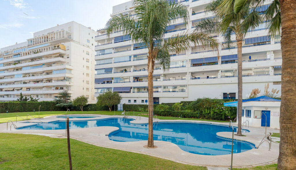 Middle Floor Apartment Marbella Málaga - image 19