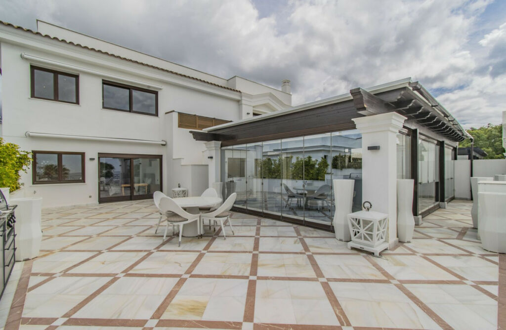 Penthouse Estepona Málaga - image 19