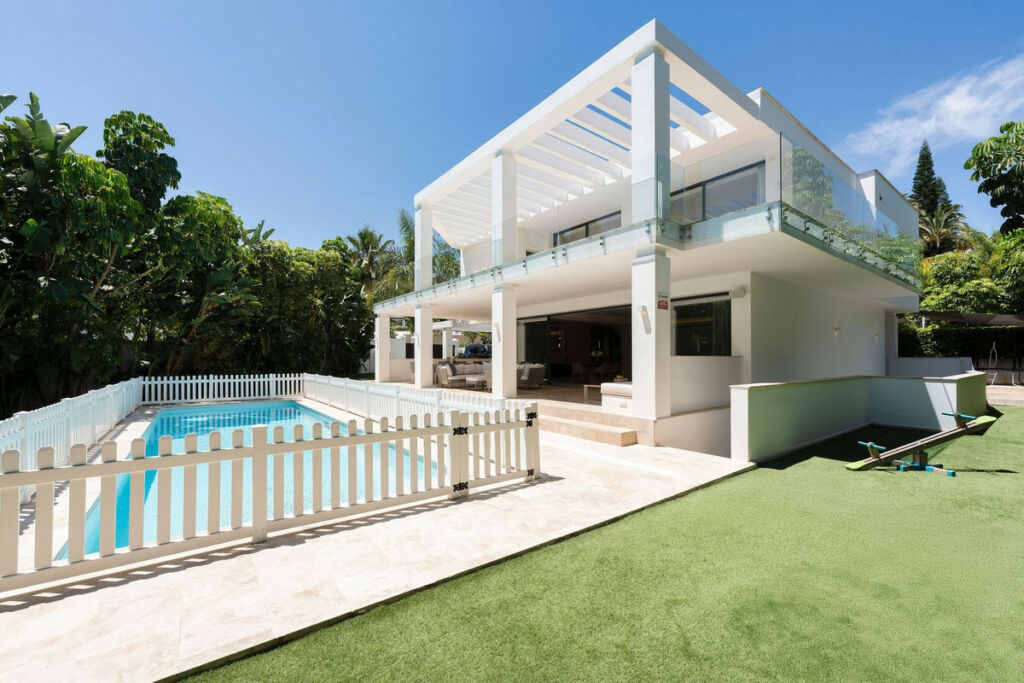 Detached Villa La Quinta Málaga - image 18