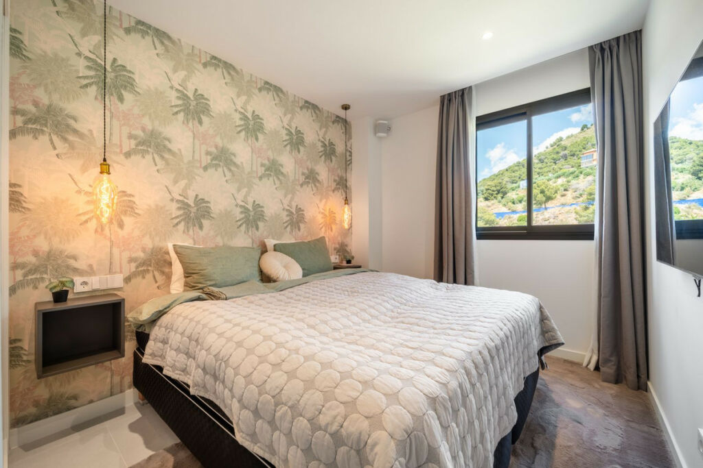 Middle Floor Apartment Fuengirola Málaga - image 19