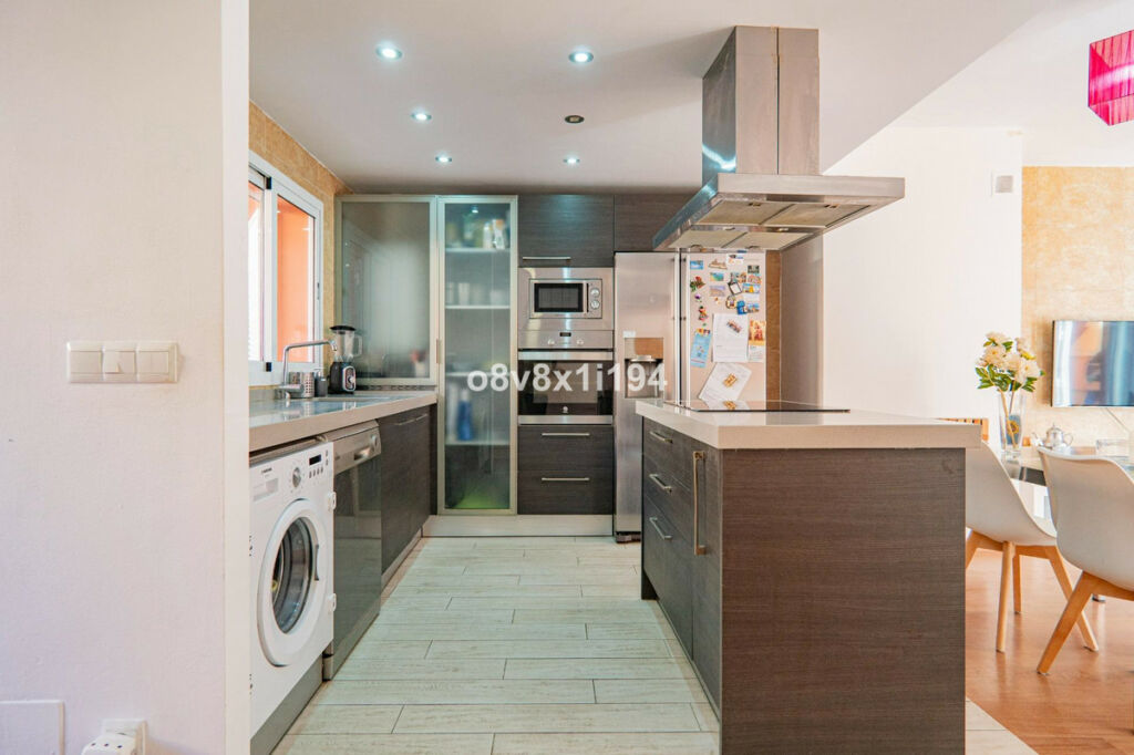 Townhouse Benajarafe Málaga - image 19