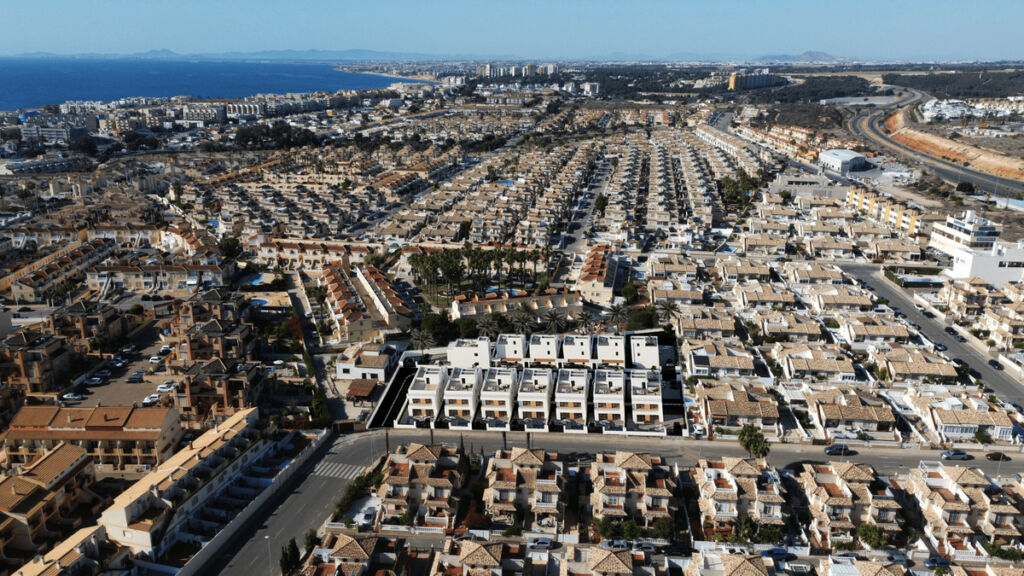 Semi-Detached House La Zenia Alicante - image 19