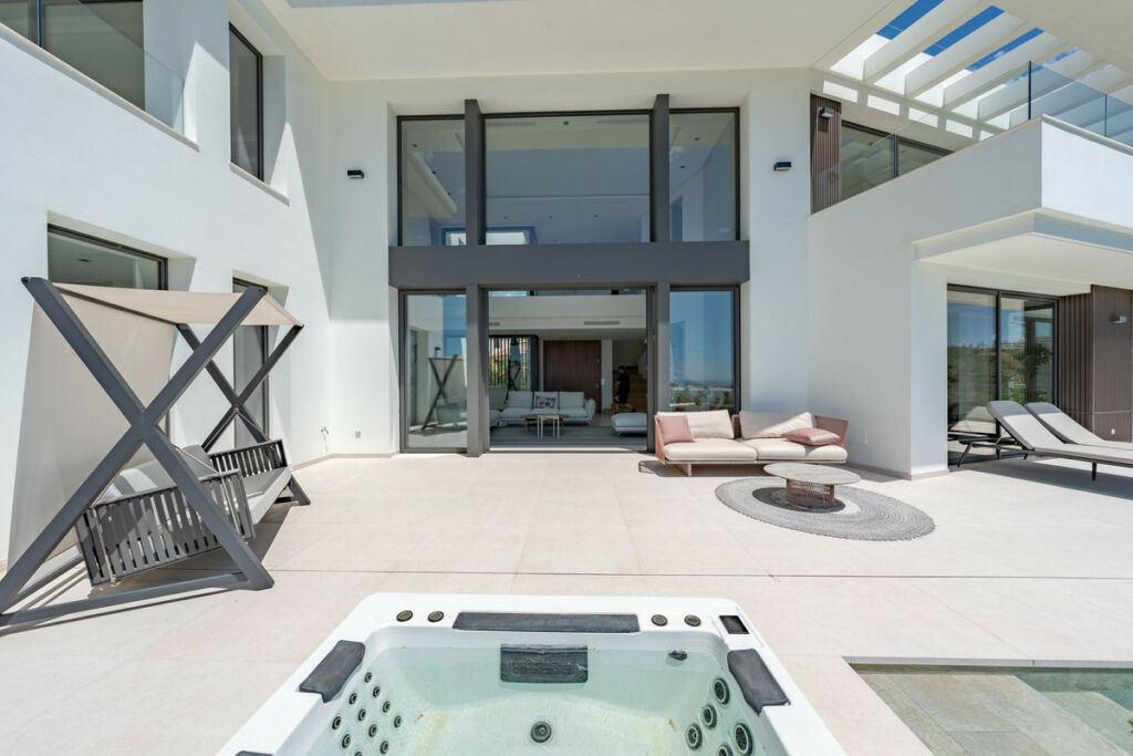 Detached Villa La Quinta Málaga - image 18