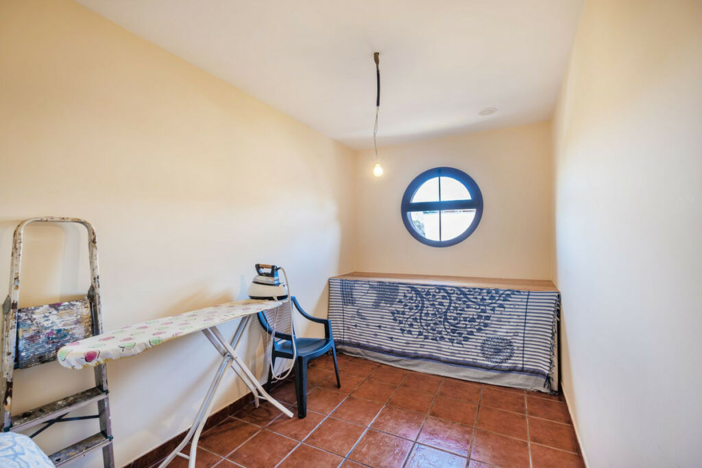 Detached Villa San Pedro de Alcántara Málaga - image 19