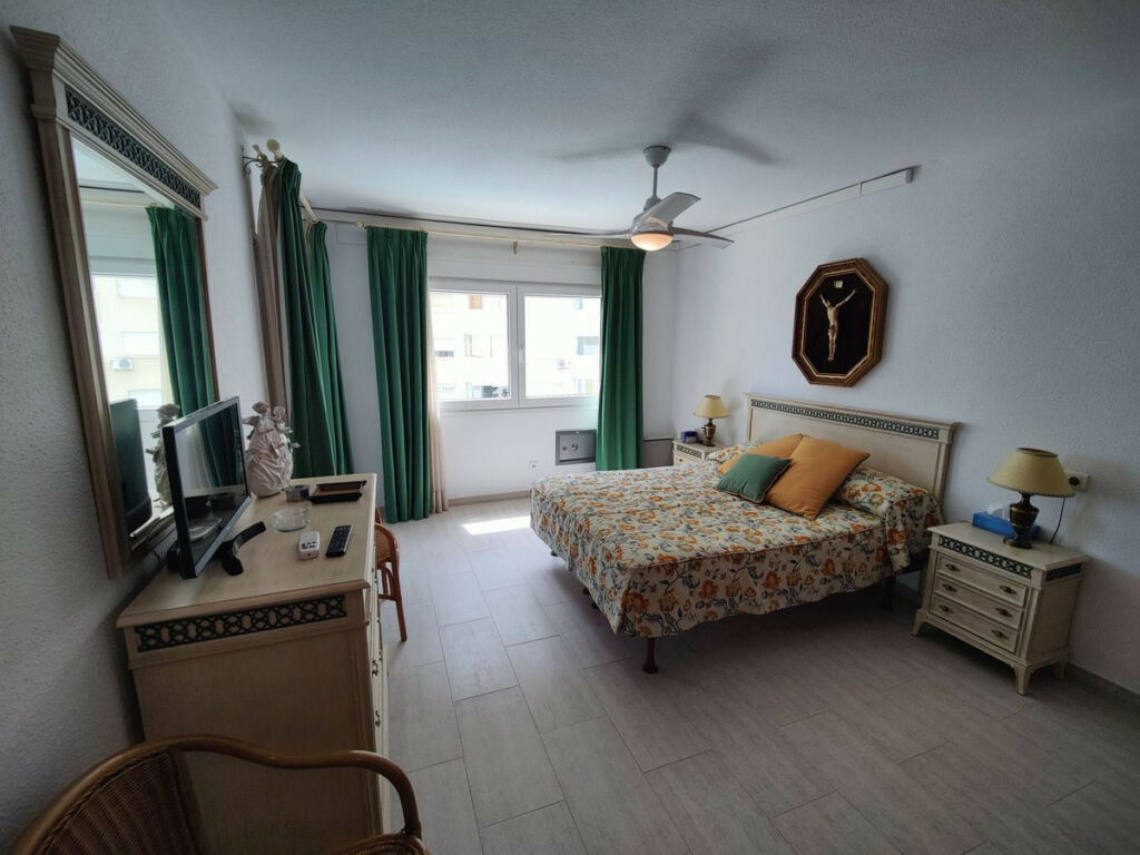 Middle Floor Apartment Estepona Málaga - image 18