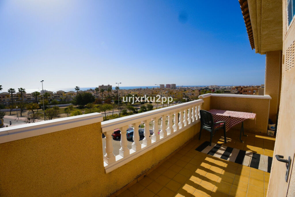 Townhouse Torrevieja Alicante - image 19