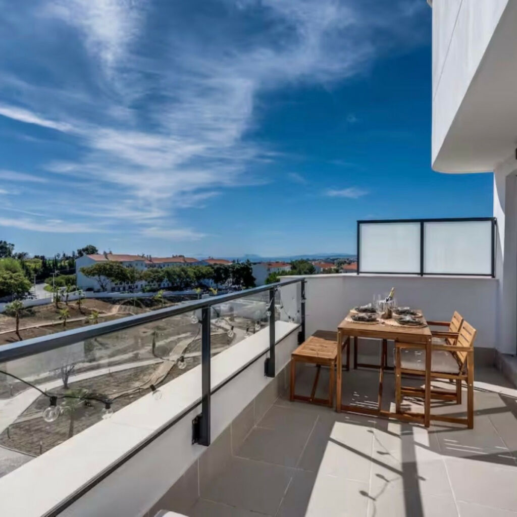 Penthouse Estepona Málaga - image 2