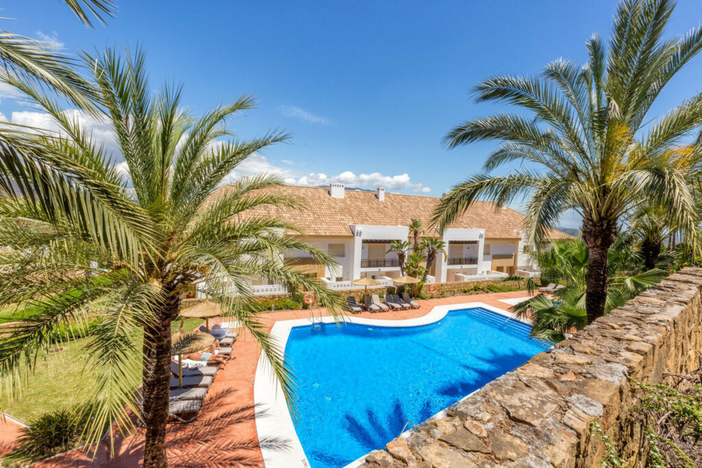 Townhouse La Cala Golf Málaga - image 2