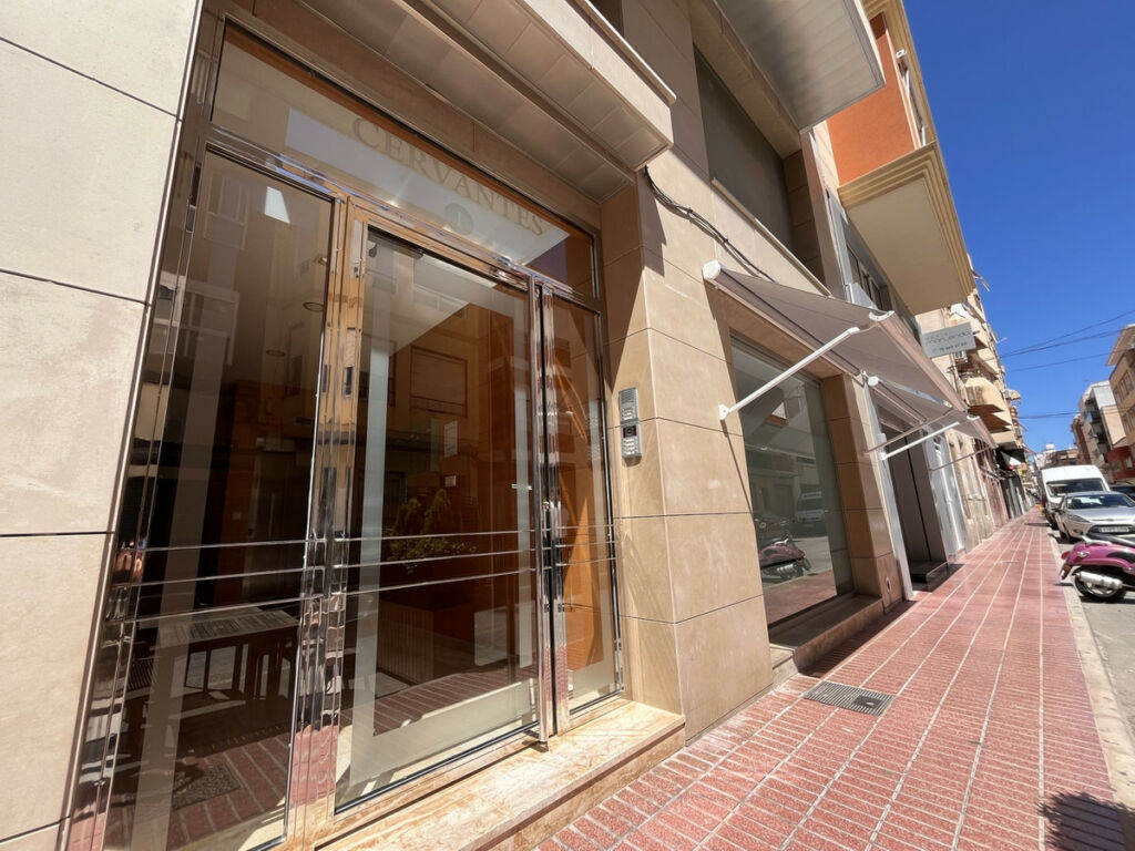 Middle Floor Apartment Santa Pola Alicante - image 3