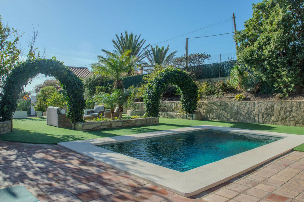 Detached Villa Frigiliana Málaga - image 2