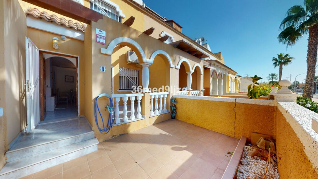 Detached Villa Los Narejos Murcia - image 2