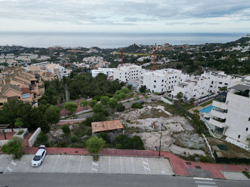 Land Benalmadena Málaga - image 2