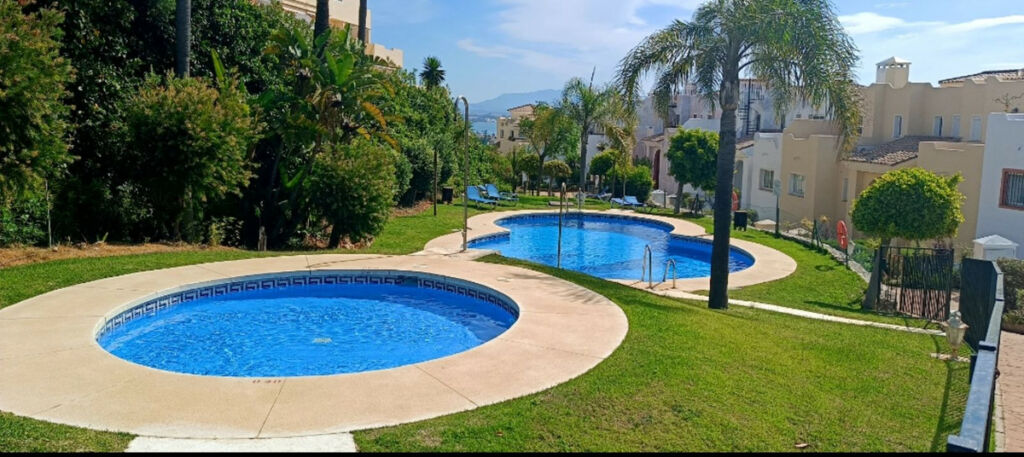 Penthouse Duplex Casares Playa Málaga - image 2