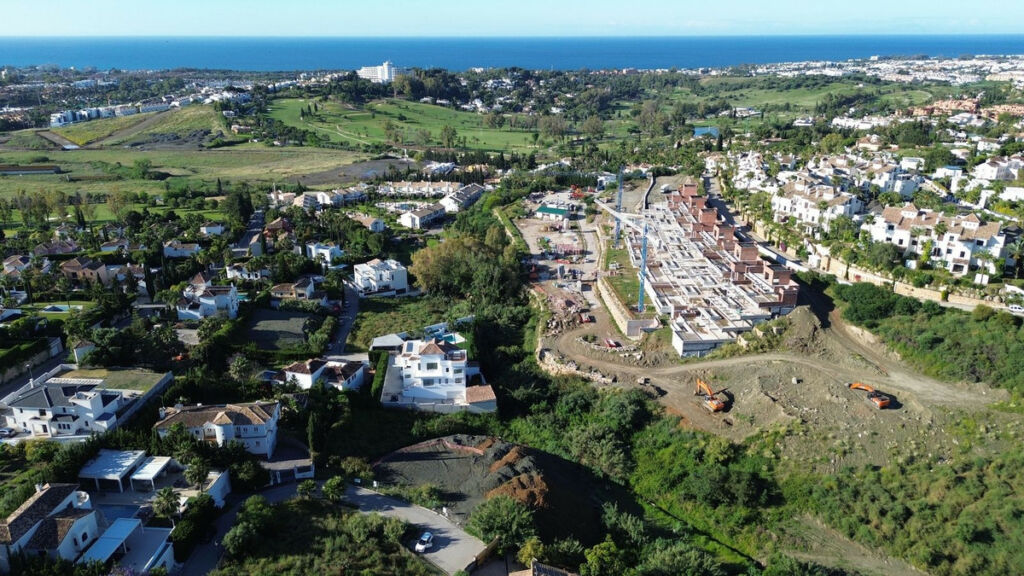 Residential Plot Benahavís Málaga - image 2