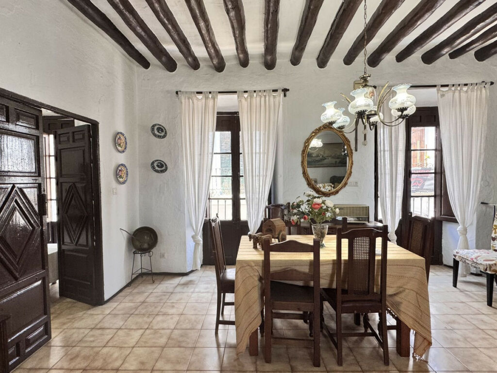 Townhouse Alora Málaga - image 2