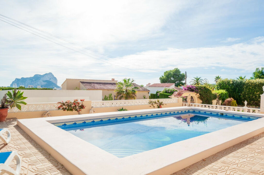 Detached Villa Calpe Alicante - image 2