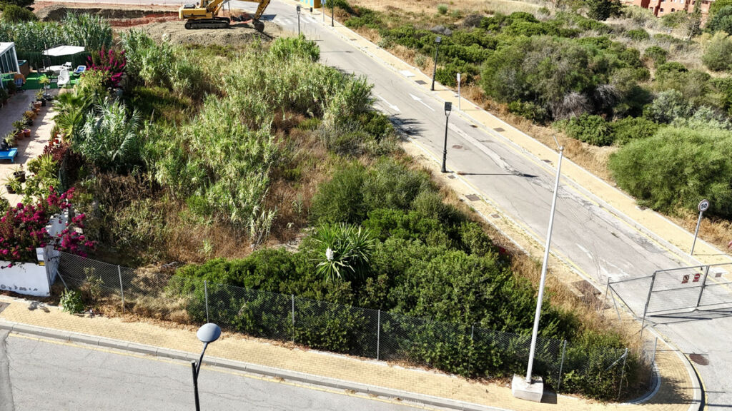 Land Estepona Málaga - image 2
