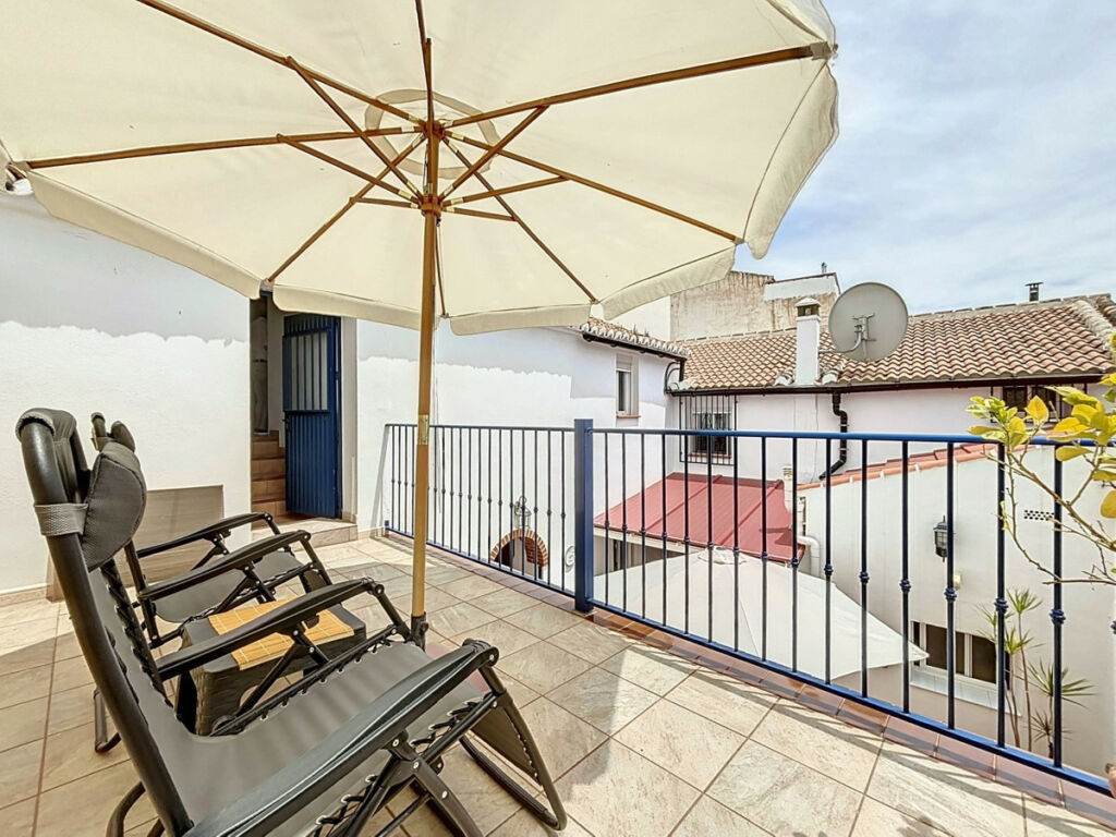 Semi-Detached House Periana Málaga - image 2