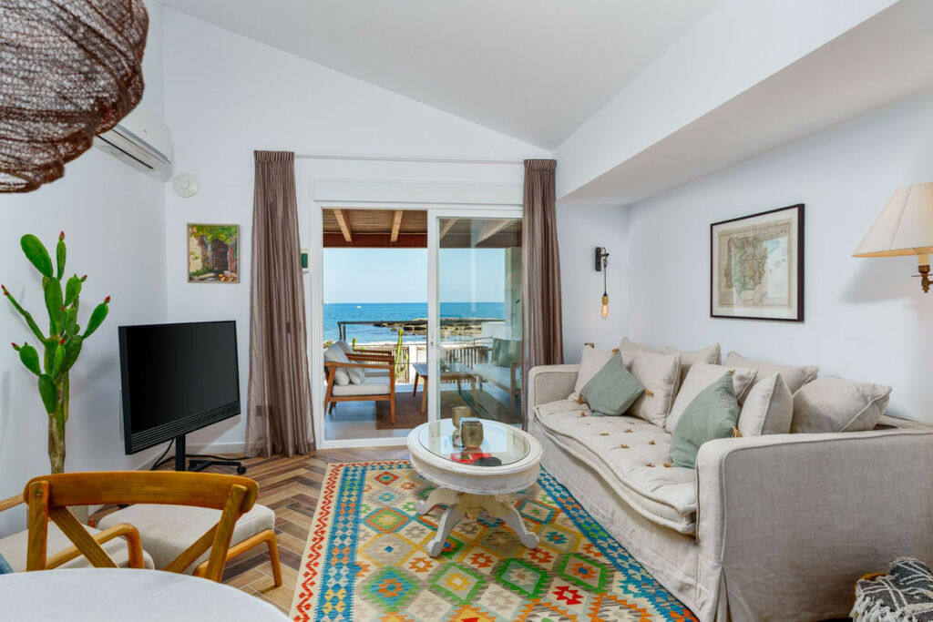 Townhouse Estepona Málaga - image 2