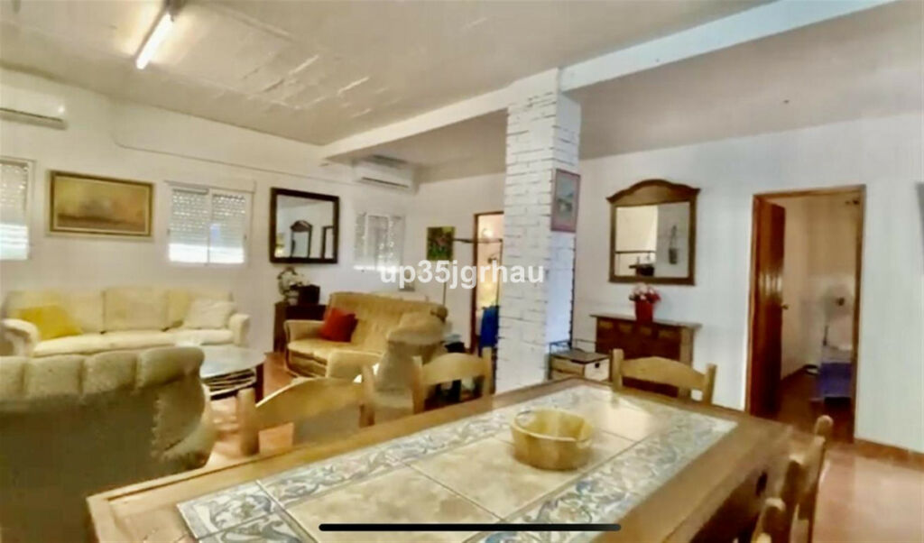 Detached Villa Gaucín Málaga - image 2