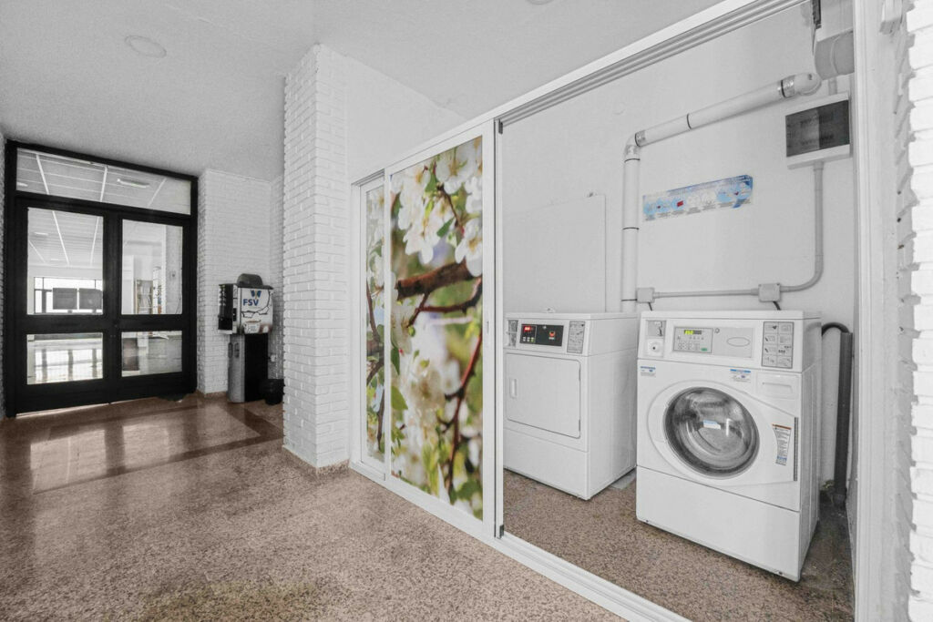 Ground Floor Apartment Benalmadena Costa Málaga - image 2