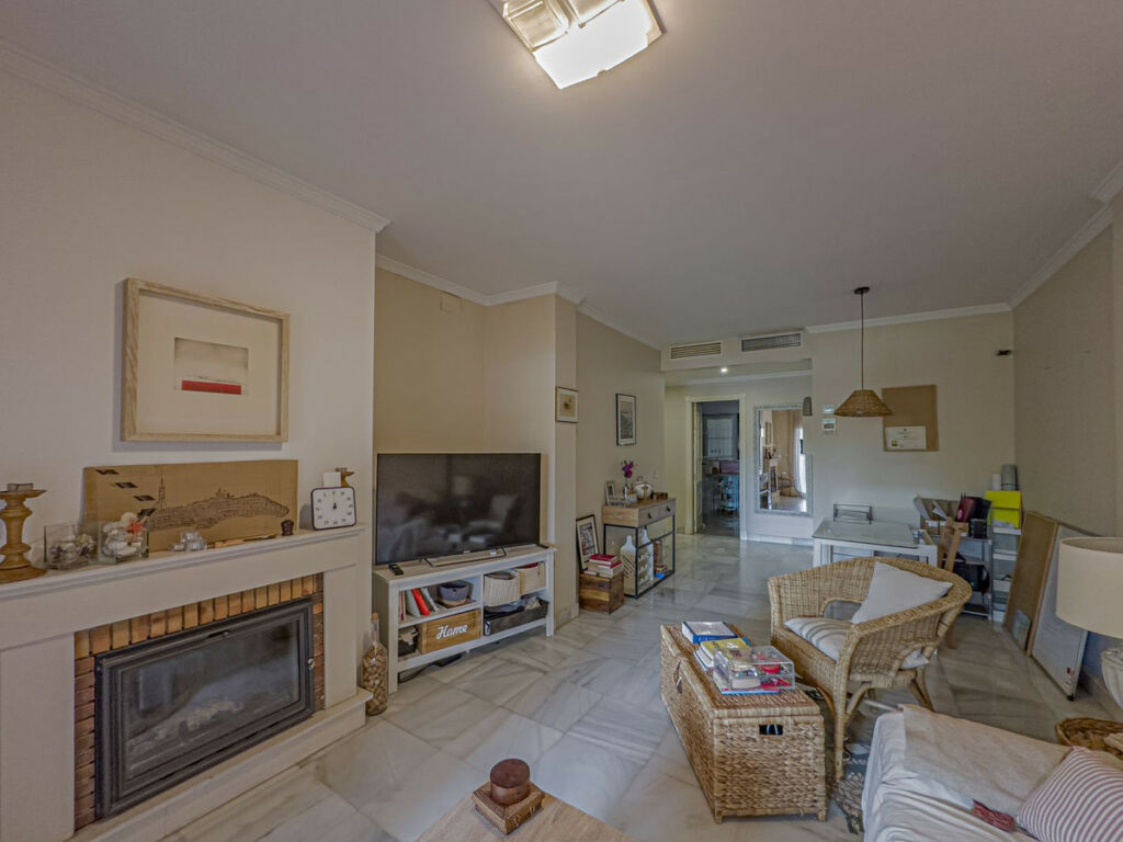 Ground Floor Apartment Hacienda del Sol Málaga - image 2