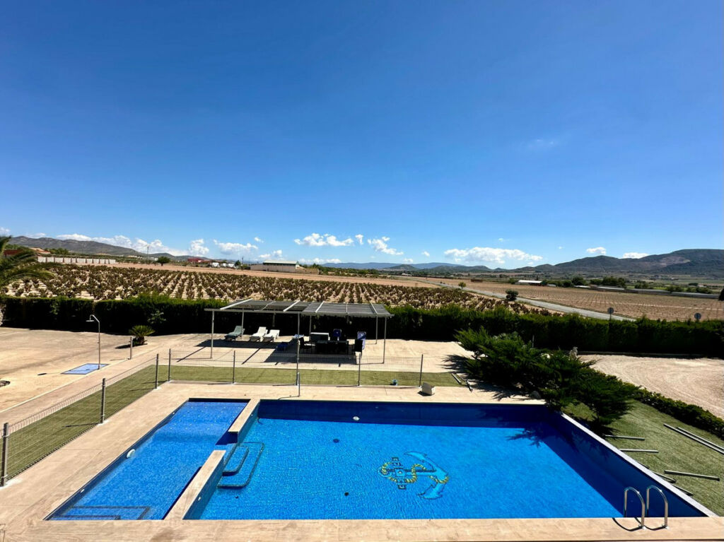 Detached Villa Yecla Murcia - image 2